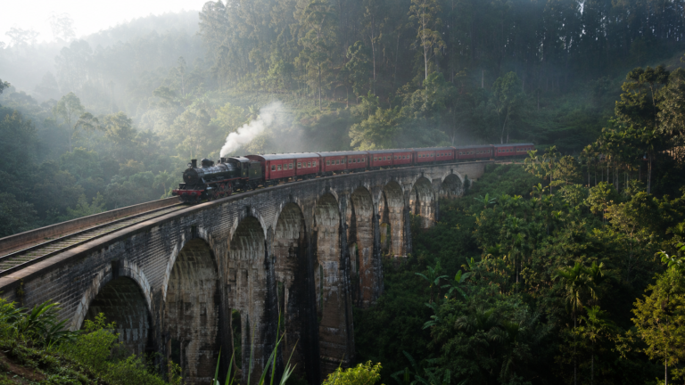 The Ultimate Guide to the Nine Arch Bridge in Ella,Sri Lanka